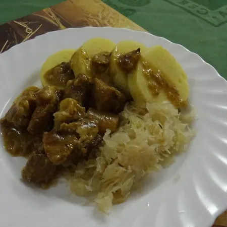 U Kralovny Dagmar Gasthof Karlštejn